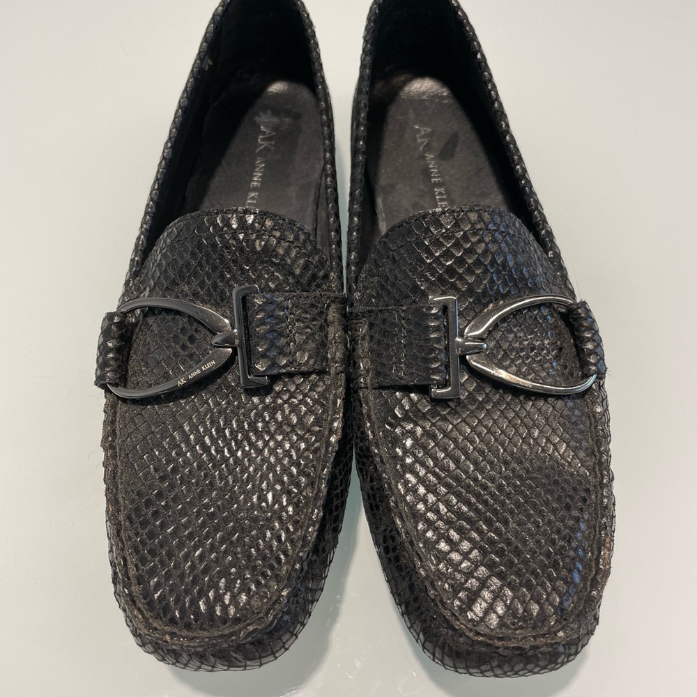 Anne Klein Comfortable Flats Size 7 Black Color Buckle Detail Good Condition